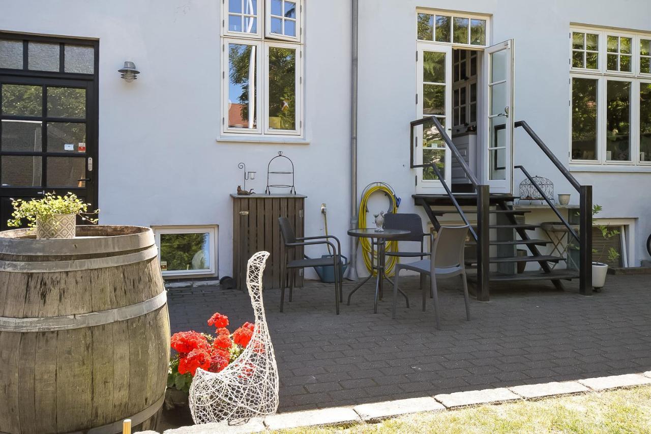 Sweethome Guesthouse เอสบีเยร์ ภายนอก รูปภาพ