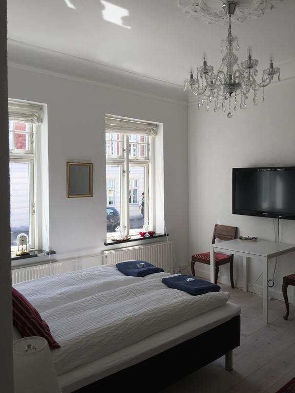 Sweethome Guesthouse เอสบีเยร์ ภายนอก รูปภาพ